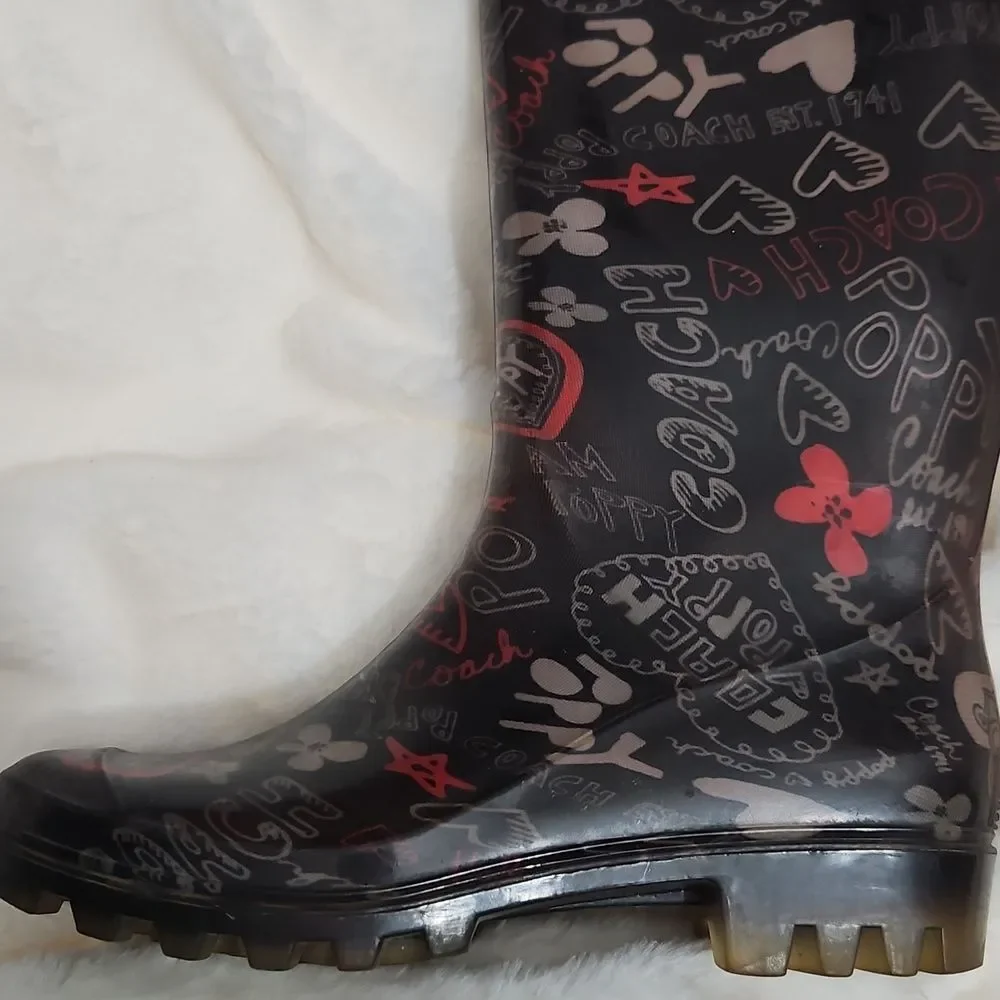 Coach Poppy Graffiti Rain Boots – Size 6 – Black/Red Logo Print